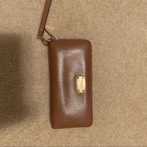 Michael kors large wallet